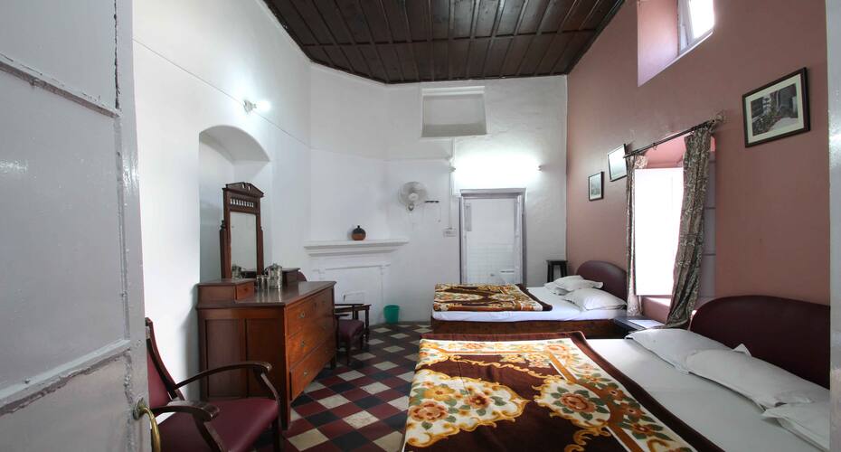Shalimar Hotel, Mussoorie 3
